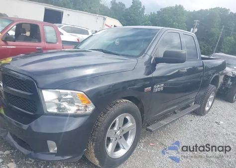 2018 Ram 1500 Express 4X2 6'4 Box из США, поврежденный, VIN 1C6RR6FT0JS131914